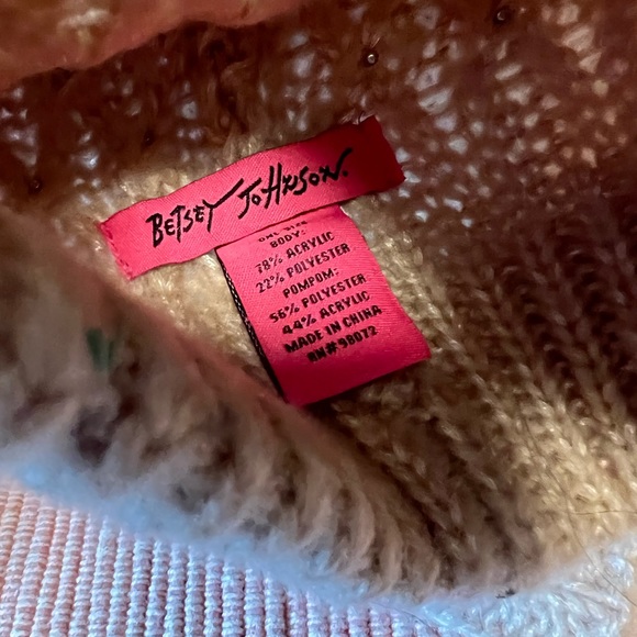 Betsey Johnson Hat & Wrap Scarf Set - Picture 3 of 3